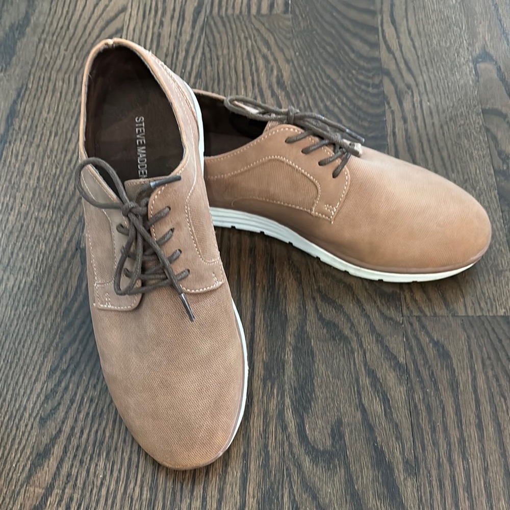 Steve Madden Tan Oxford Shoes Minimalist Design